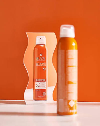 RILASTIL Sun System Spray transparent pour peaux sensibles SPF50+